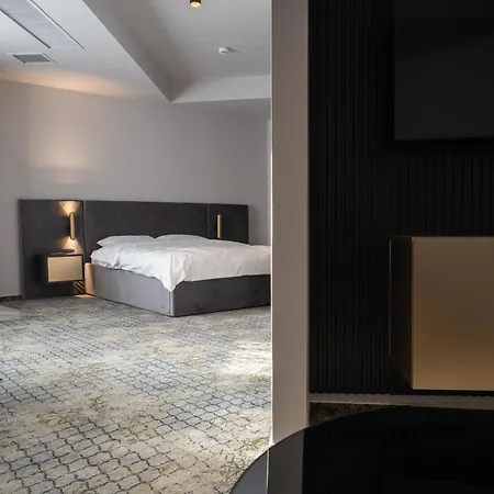 Hotel Cristal 3*