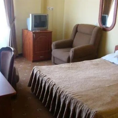 Hotel Cristal 3*