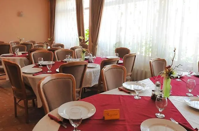 Cristal Готель 3*